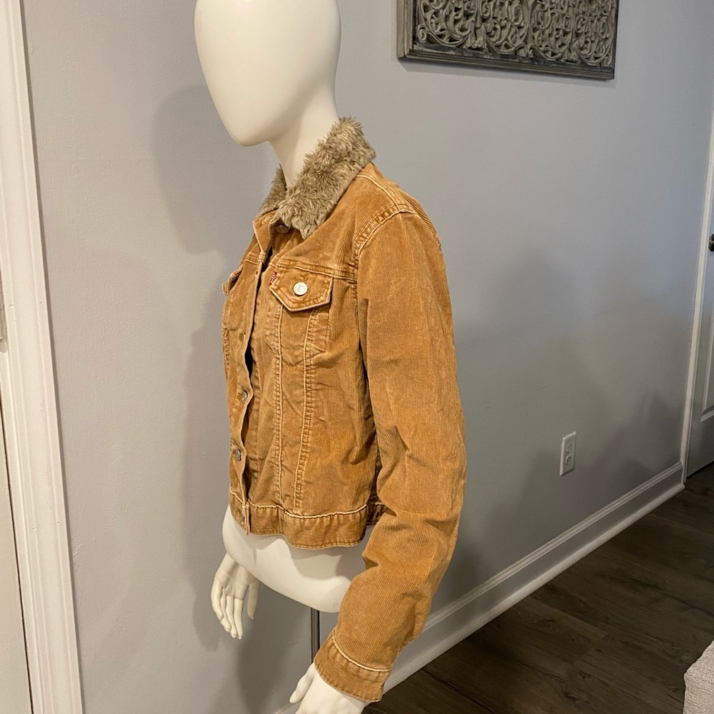 ✨Retro Levi’s Strauss Corduroy Faux Fur Jacket Coat Small - Picture 3 of 5
